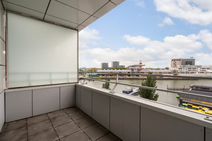 Photo 31 of Landverhuizersplein 7