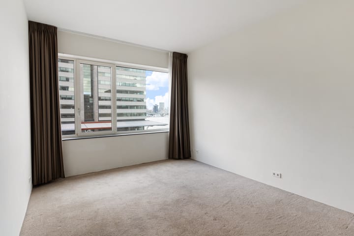 Photo 35 of Landverhuizersplein 7