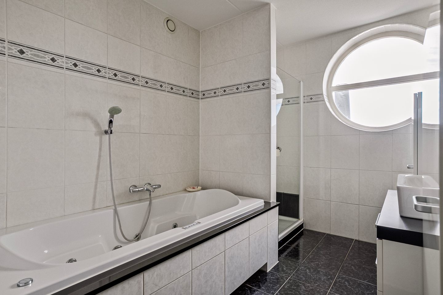 Foto 4 van Meester Broerensingel 88