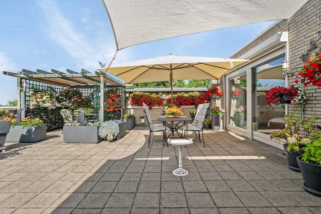 Foto 31 van Meester Broerensingel 88