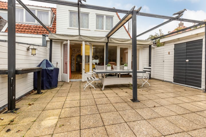 Photo 12 of Jan van Goyenstraat 28-A