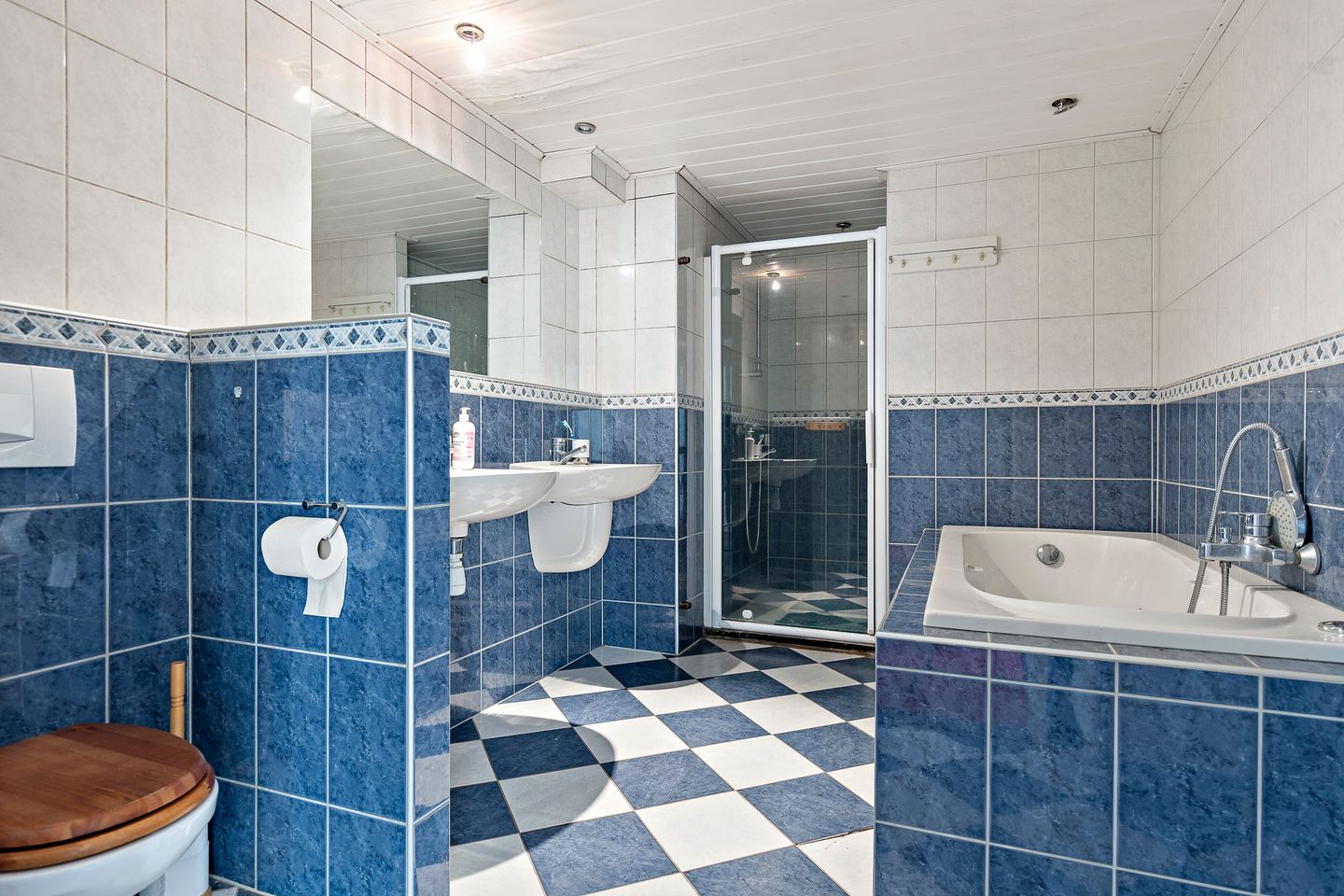 Foto 19 van Poststraat 33-A