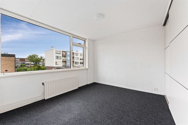 Bekijk foto 19 van Leeuwerikstraat 32