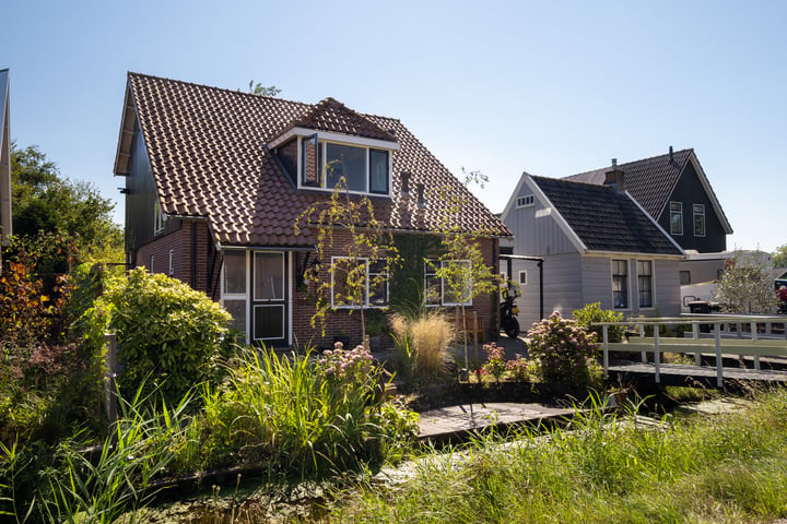 View photo 64 of Dorpsstraat 70