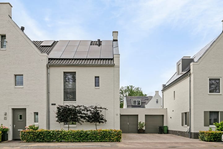 Foto 2 van Lucashoef 18