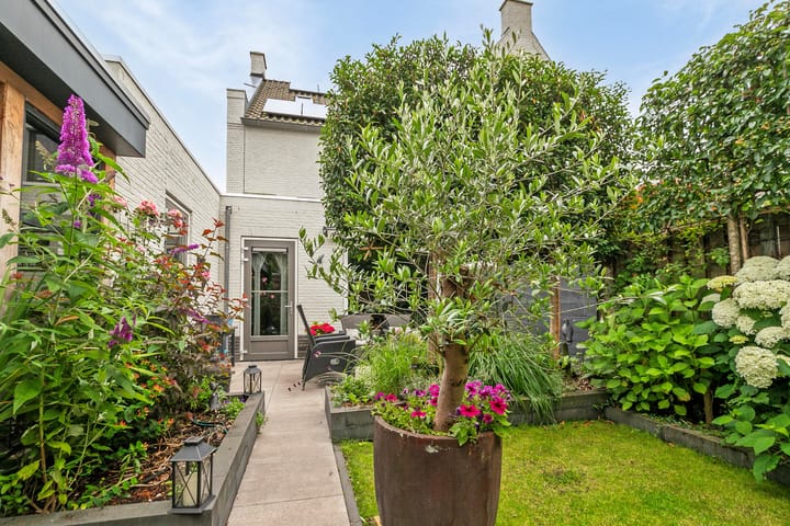 Foto 30 van Lucashoef 18