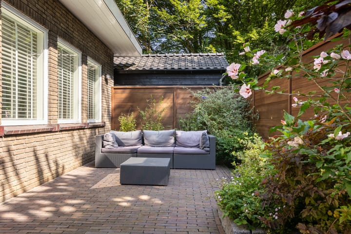 Foto 38 van Stationsplein 2