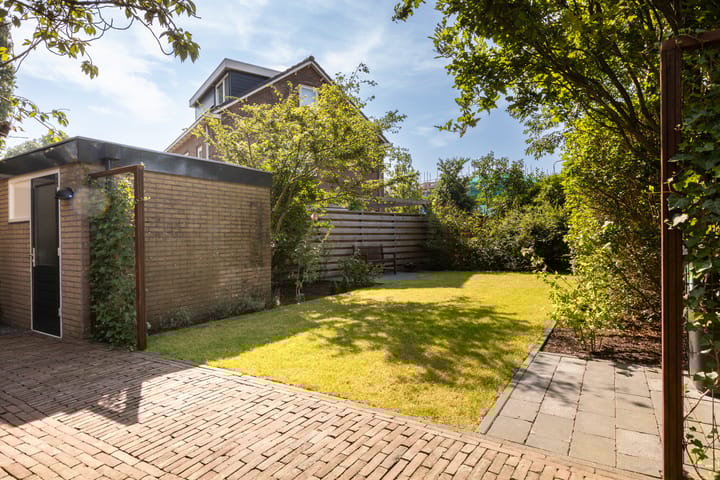 Foto 48 van Stationsplein 2