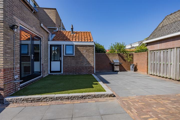 Bekijk foto 31 van Prins Bernhardstraat 26