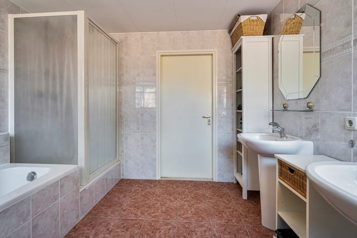 Foto 22 van Oostgraftdijk 82