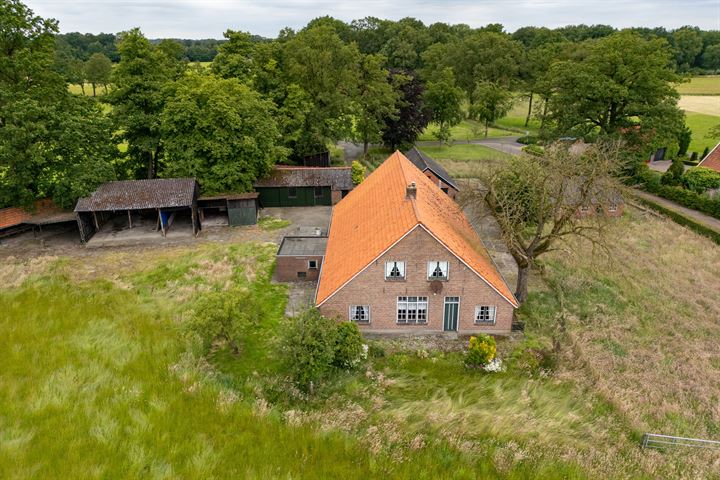 Bekijk foto 2 van Benteloseweg 50