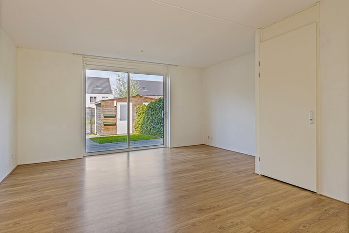 Bekijk foto 3 van Enkalaan 77