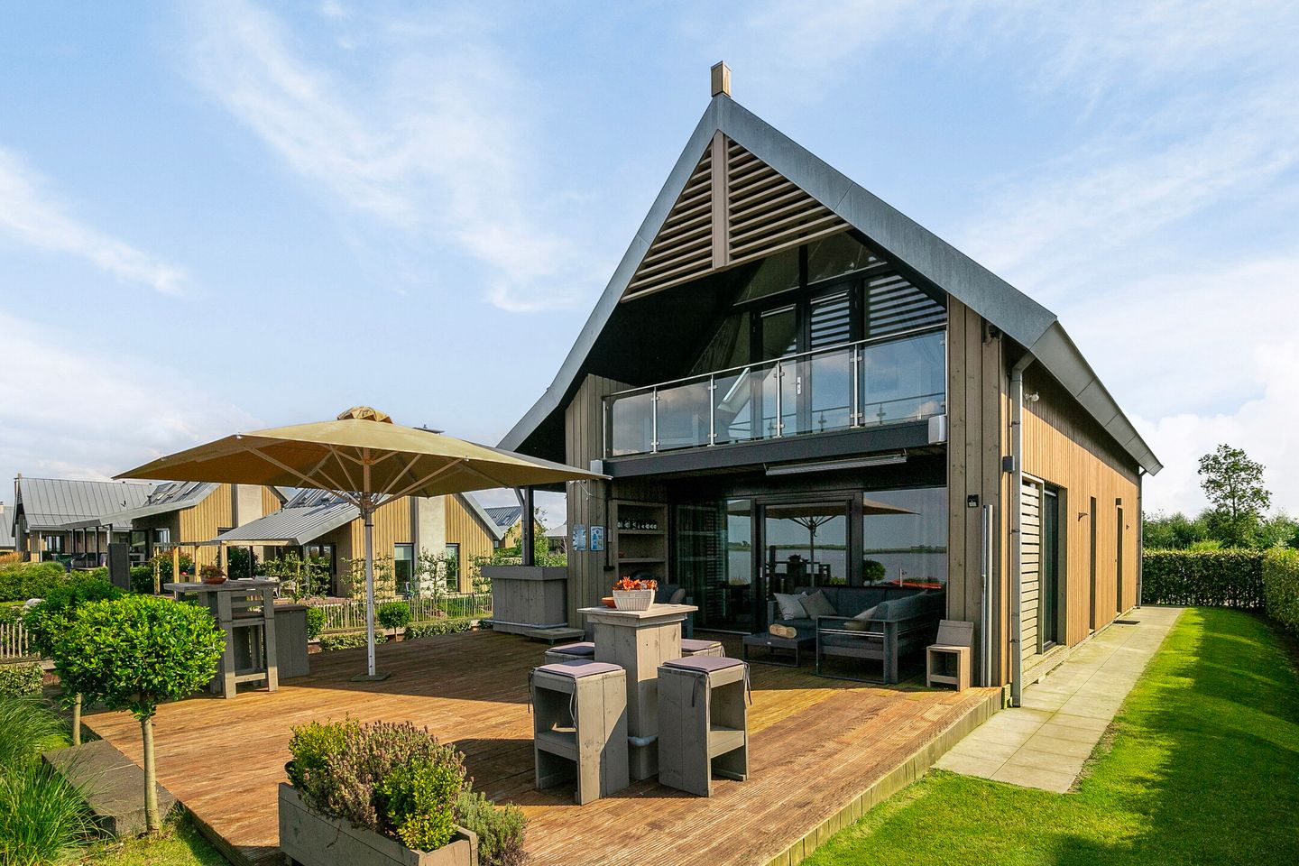 Photo 1 of Oesterdam 219