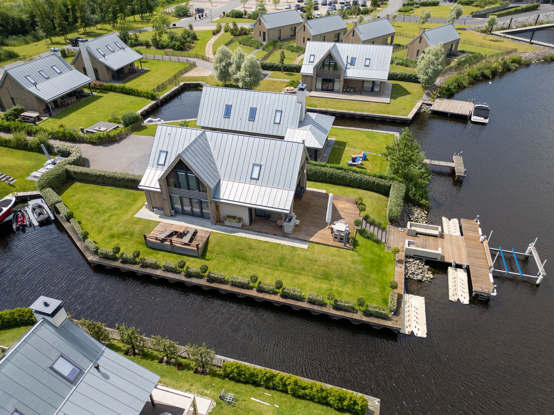 4-bedroom freehold villa in Tholen — photo 4 of 5