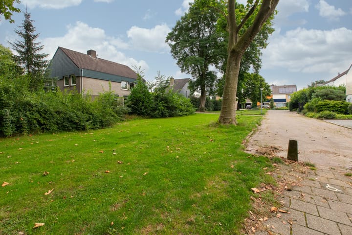 Foto 11 van Meidoornstraat 150