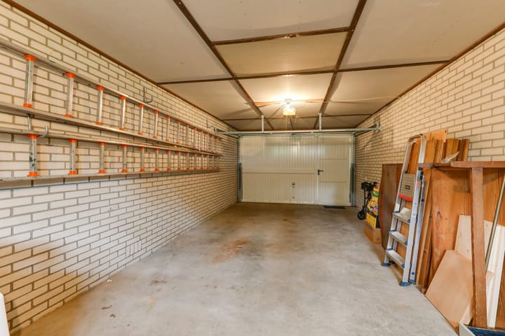 Foto 27 van Meidoornstraat 150