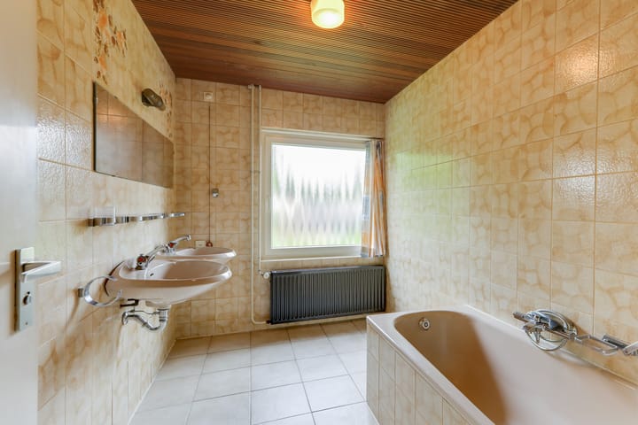 Foto 36 van Meidoornstraat 150