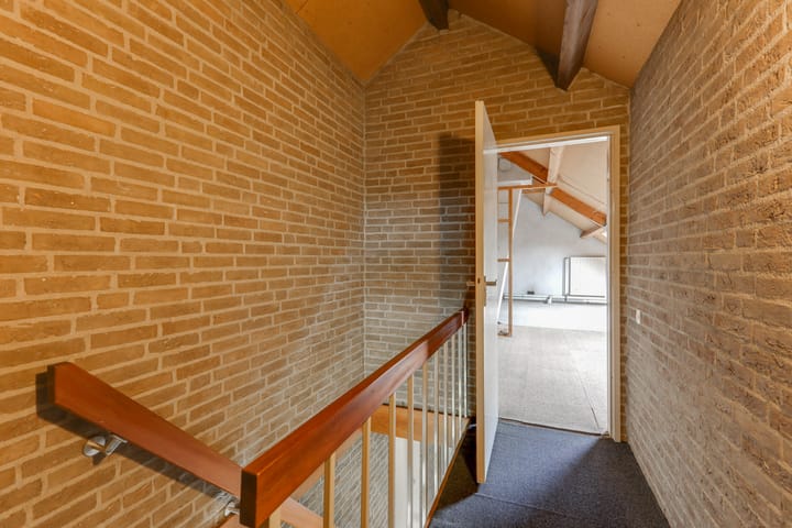 Foto 38 van Meidoornstraat 150