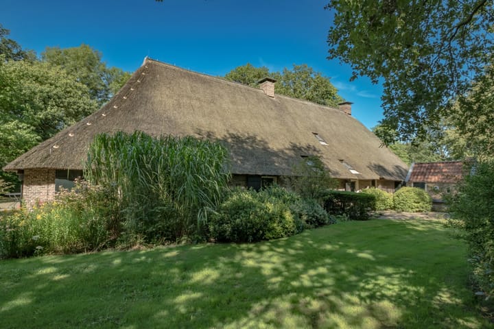 Photo 21 of Oosteinde 18