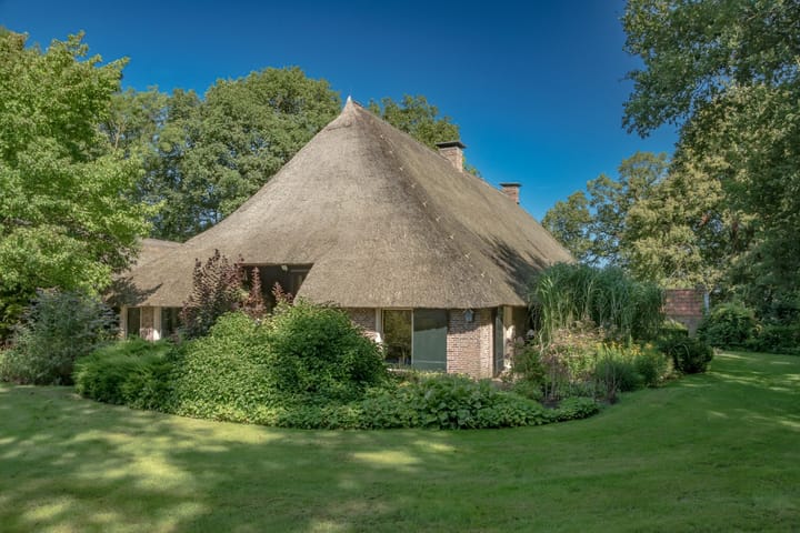 Photo 26 of Oosteinde 18