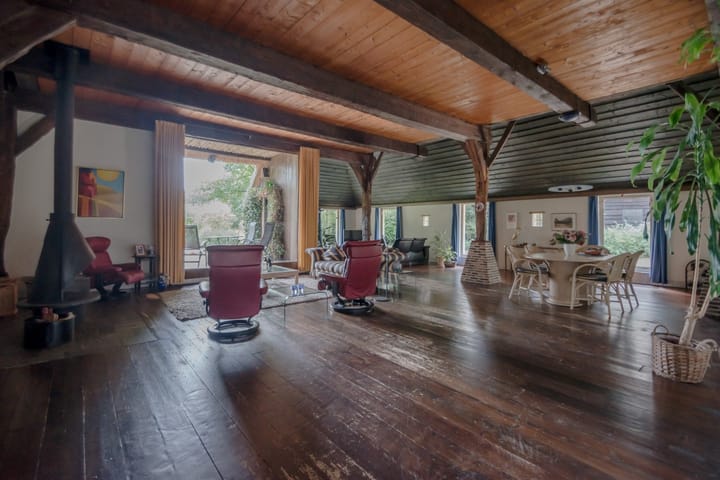 Photo 59 of Oosteinde 18