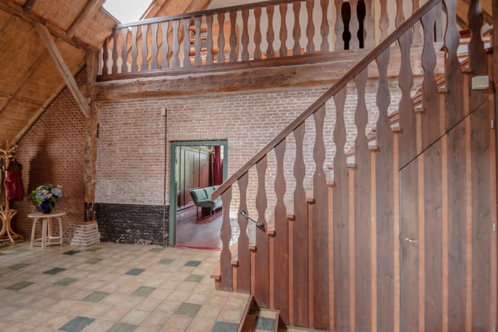 Photo 71 of Oosteinde 18