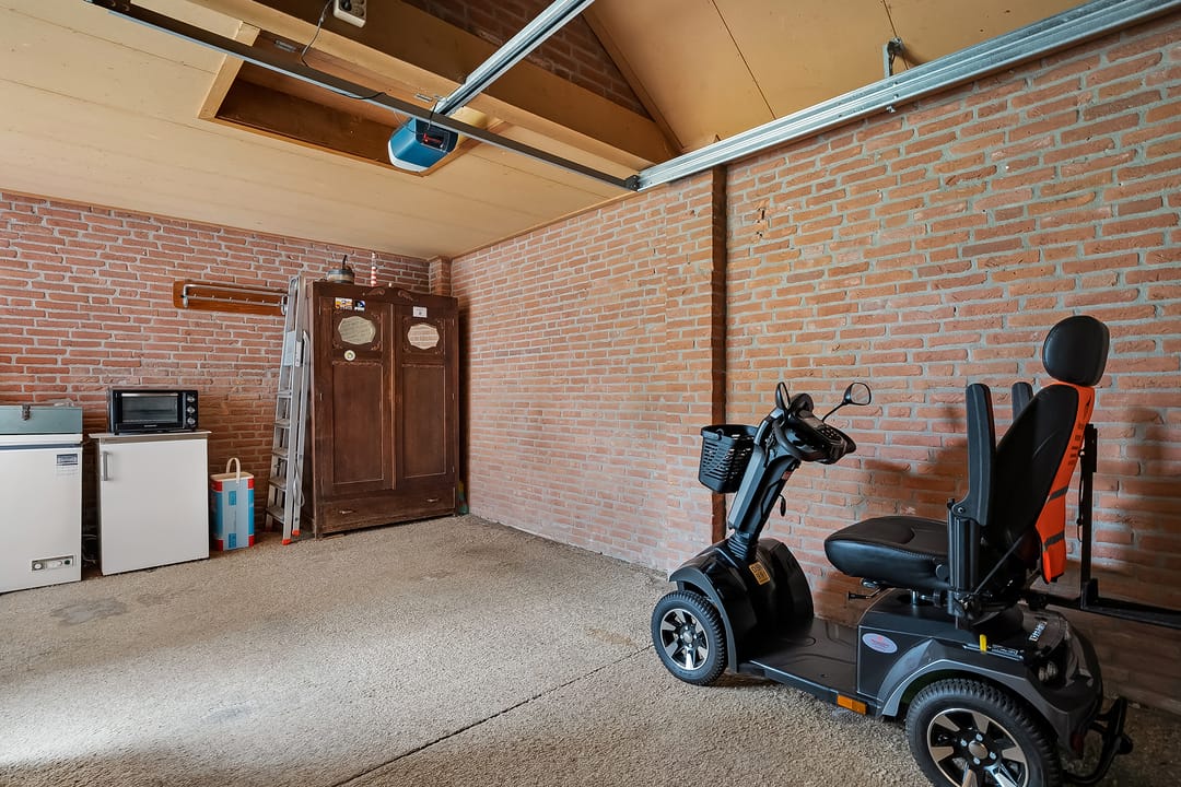 Foto 22 van Albertus van Daatselaarstraat 11