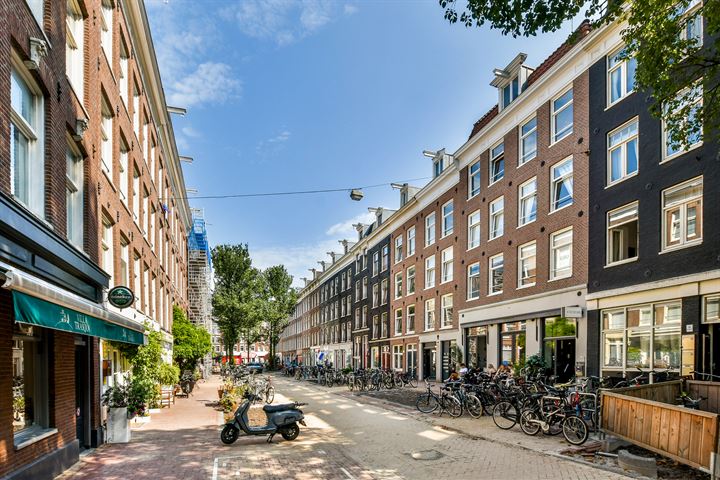 View photo 18 of Saenredamstraat 4-A2