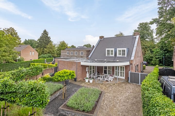 Foto 46 van Meerstraat 21