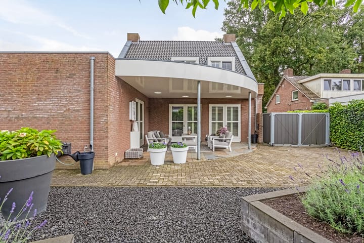 Foto 51 van Meerstraat 21