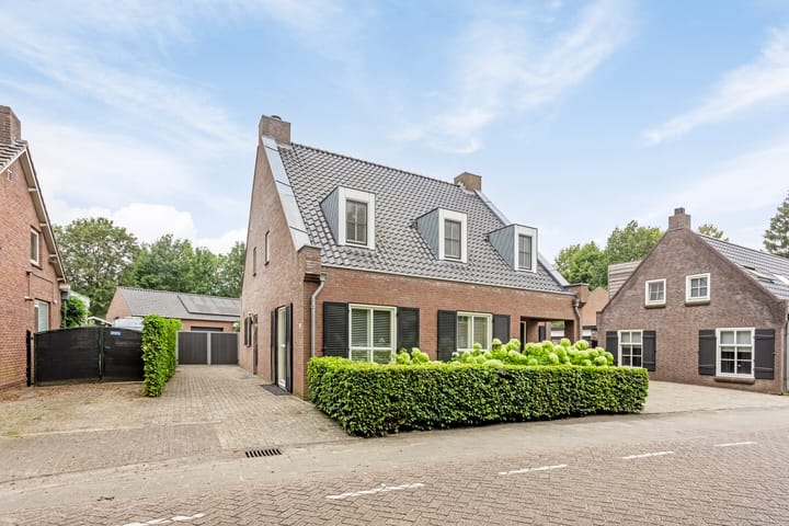 Foto 53 van Meerstraat 21