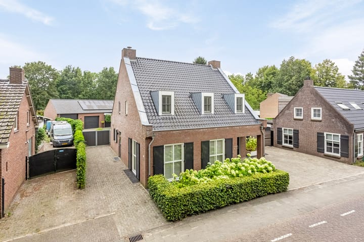 Foto 54 van Meerstraat 21