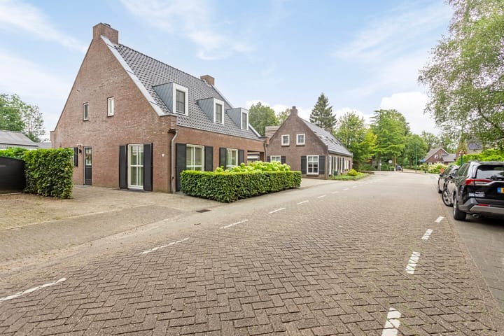 Foto 59 van Meerstraat 21