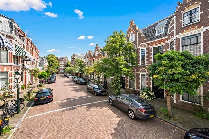 View photo 3 of Nassau Dillenburgstraat 37-A