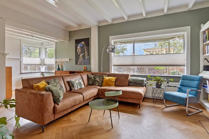 Foto 10 van Bronbeeklaan 1