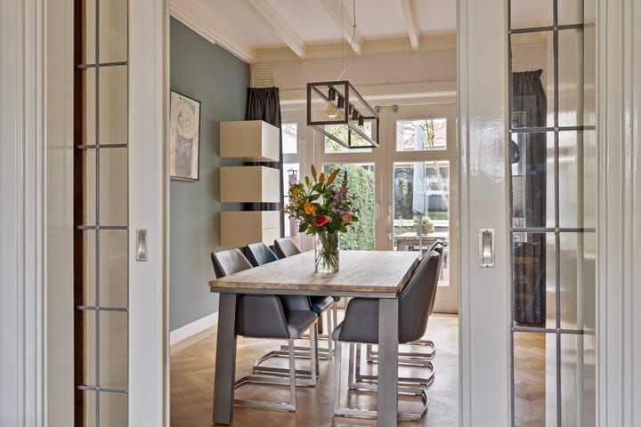 Foto 14 van Bronbeeklaan 1