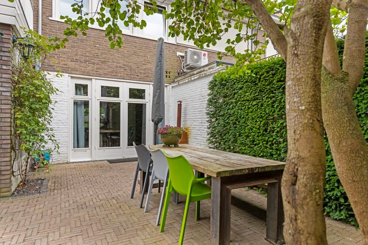 Foto 17 van Bronbeeklaan 1