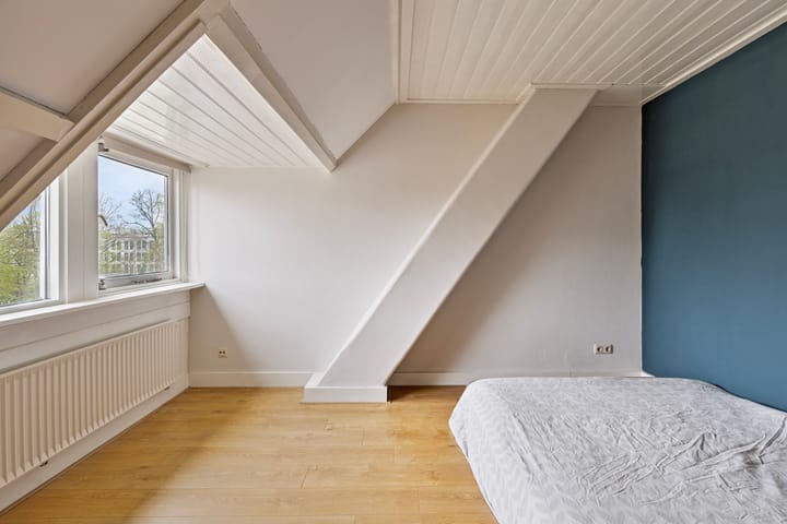 Foto 31 van Bronbeeklaan 1