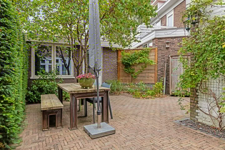 Foto 45 van Bronbeeklaan 1