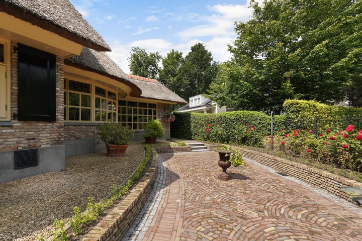 Photo 10 of Lijsterbeslaan 6