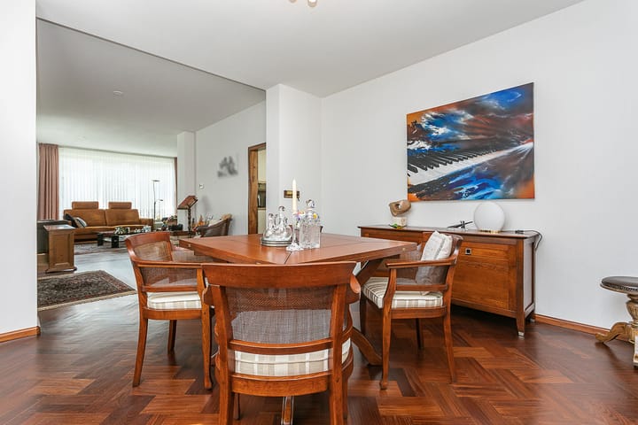 Foto 10 van Stationstraat 47