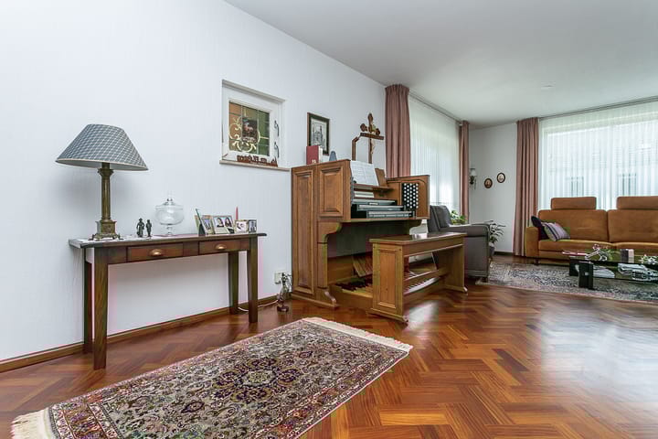 Foto 12 van Stationstraat 47