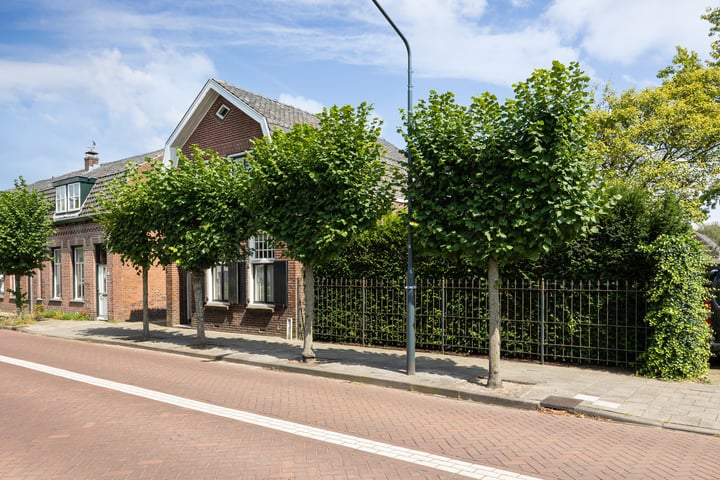 View photo 2 of Vlasmeersestraat 23