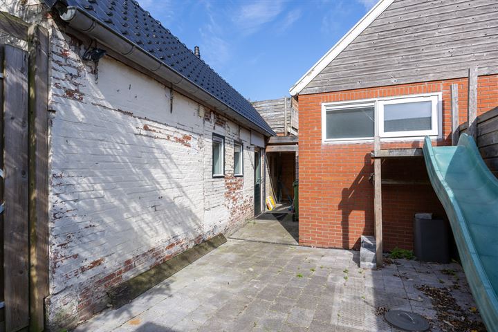 Bekijk foto 30 van Brugstraat 15