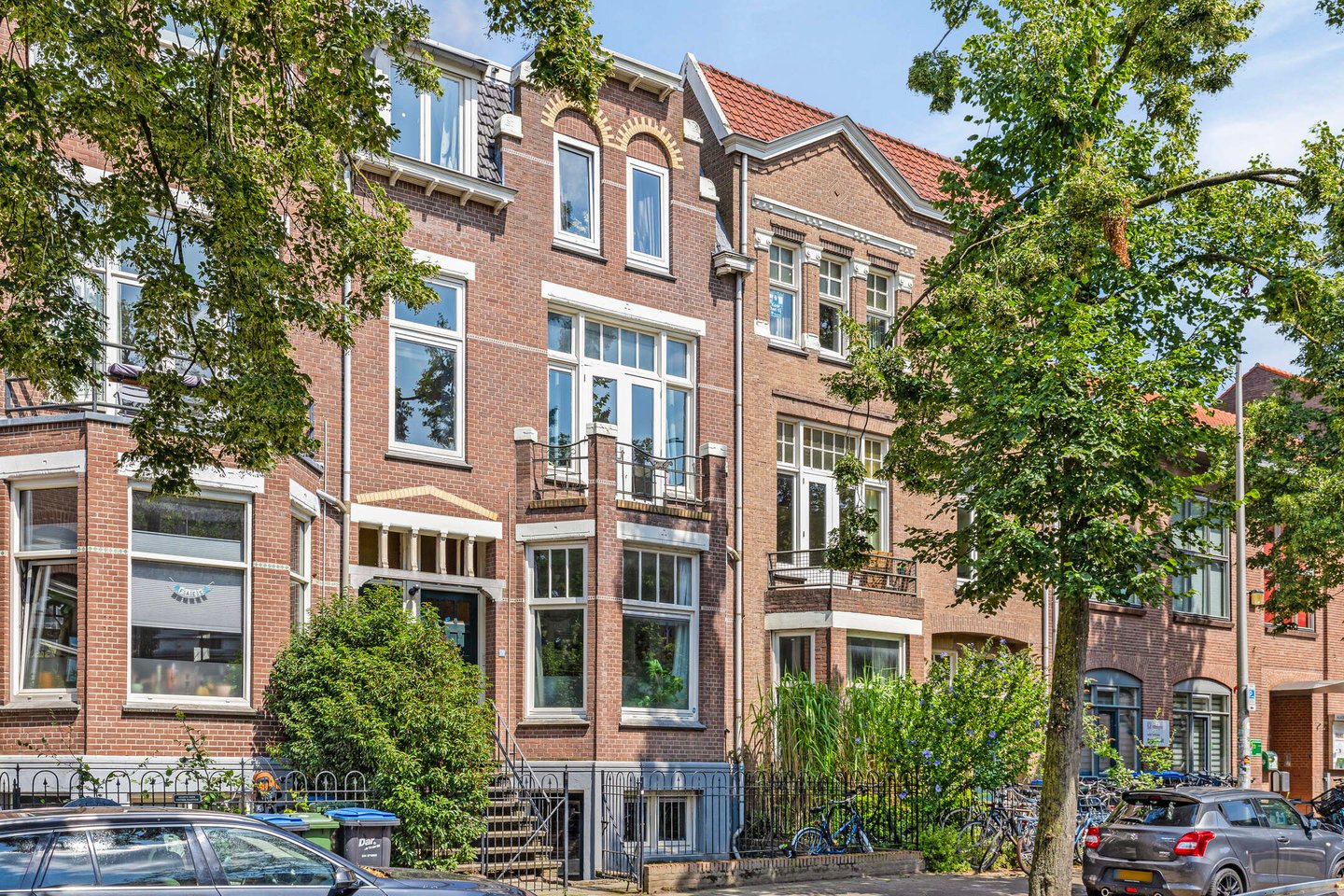 View photo 4 of Burghardt van den Berghstraat 120-122