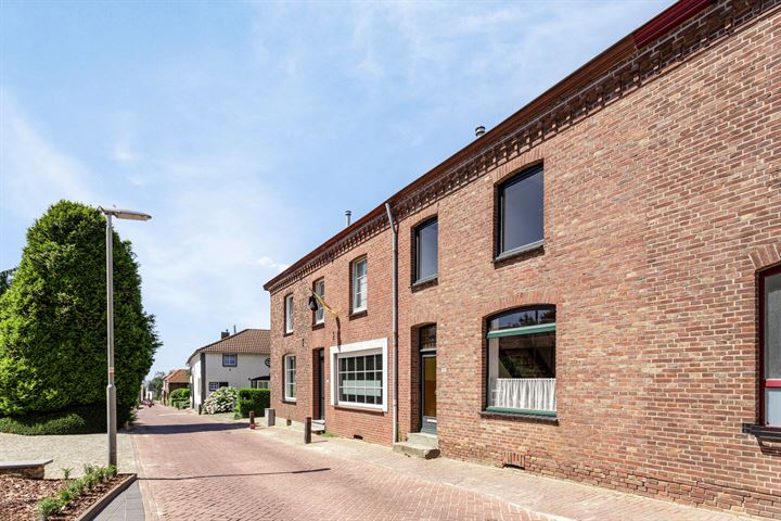 Bekijk foto 32 van Bergstraat 30