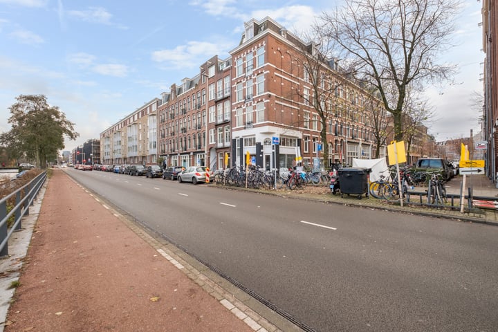 View photo 30 of Haarlemmerweg 133-H