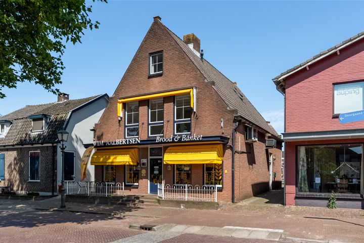 Bekijk foto 1 van Utrechtsestraatweg 3