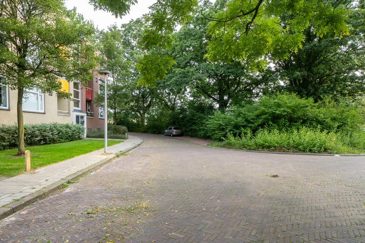 View photo 7 of Arubastraat 18