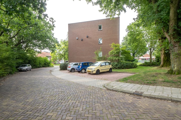 View photo 9 of Arubastraat 18